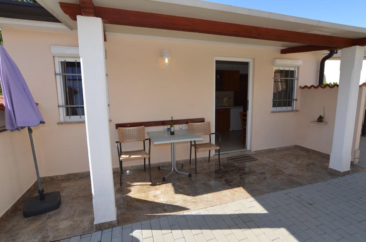 Apartmani Dekovic Materada Poreč Habitación foto