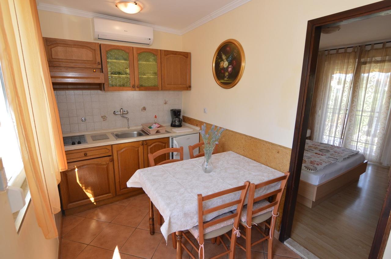 Apartmani Dekovic Materada Poreč Habitación foto