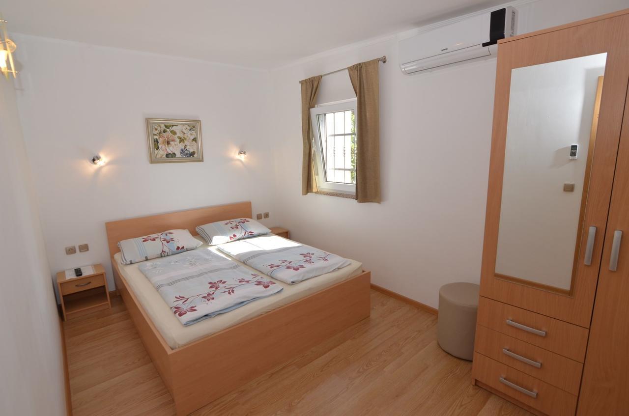 Apartmani Dekovic Materada Poreč Habitación foto